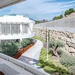 Tvb211 - Luxury Mountain Resort, By Roomservices