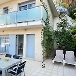 Tranquil Duplex In Sitges, Barcelona,Sea Views, Parking, Terrace