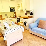 Bonito Apartamento Con Vistas Al Mar