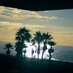 Playa Linda-Primera Linea-Edificio Los Laureles-Benajarafe-Malaga