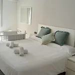 Ohana, Apartamento-Parking Privado Gratis-Centrico-Wifi-Ascensor-Sin Cuestas-82M2