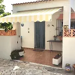 Casa Con Piscina Privada Y Jardin