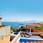 Agradable Casa Con Piscina
