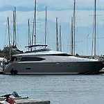 Motoryacht 21 Avec Equipage