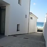 Hostal Nautico De Razo