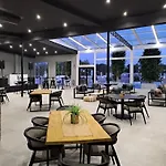 Don Leone Hotel