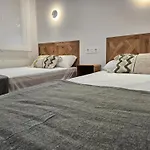 1A102 Moderno Y Amplio Apartamento