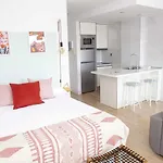 A 100M De Playa Piscina Y Todos Los Servicios