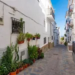 La Casita De Casares
