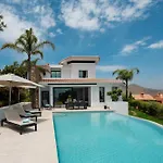 Spectacular Villa, With Infinity Pool And Sea Views, La Mairena, Elviria, Marbella