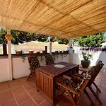 Family Villa With Pool, Walk To Beach, Restaurants And Shopping