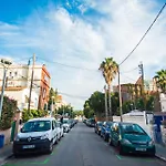 Beach Lovers' Paradise, Bright Apartment For 2/3