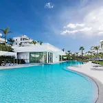 Stunning Modern 3 Bedroom Apt Cataleya Rdr321