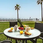 Dona Lola Sandra - Cozy Beach Front House With Open Sea Views Located In Calahonda Only Few Minutes Away From Marbella - Costa Del Sol Cs111