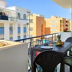 Cozy Apartment In Isla Cristina With Kitchenette