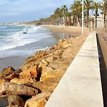 Suitur Beachfront Apartment Roc De Sant Gaieta