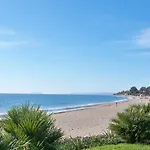 Selecta Estepona Golf Retreat