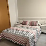 Apartamento Las Palmeras - Con Terraza, Barbacoa, Aire Acondicionado Y A 250M De La Playa!