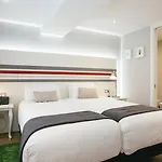 Legazpi Doce Rooms & Suites