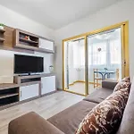 Hauzify I Apartaments Reddis