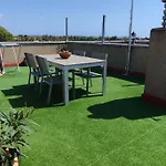 Atico Moderno En Vilafortuny Con Solarium Privado