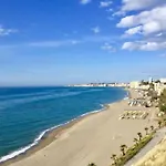 Cozy Apartment Close To The Beach + Free Parking