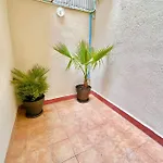 Cozy Guest House Next To Metro La Salut