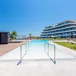 Vivi Homes - Fari Pool, Sauna, Gym & Sea View