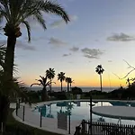 Vcs Miraflores Beachfront Luxury Apartment