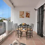 Adosado Con Solarium Y Piscina En Marbella Este - Vistamar 16