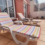 Charming Three Bedrooms Apartment With Seaview