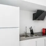 Comfortable Studio 1 Bathroom