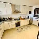 Appartement Face Mer Avec Acces Au Padel Prive Belle Terrasse Et Grande Piscine