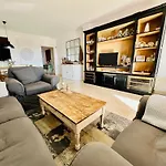 Appartement Face Mer Avec Acces Au Padel Prive Belle Terrasse Et Grande Piscine