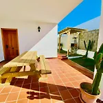 Dos Chalets Separados Con Piscina Privada Cada Uno - Perfectos Para Grupos Grandes Cerca Del Pueblo