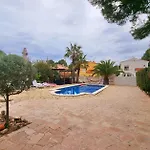 Villa Sahra