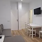 Apartamentos Caballo Rojo