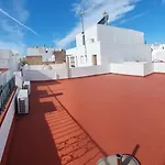Piso En El Centro De Conil
