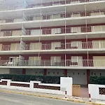 Large Apartment With Sea Views