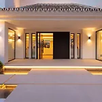 Villa Mercedes - Luxury 5-Bedroom Villa In Las Brisas, Marbella