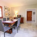 Tess Villa Madison