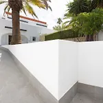 Villa Urbania Holiday Home By Sunkeyrents