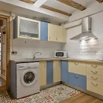 Encanto En Las Ramblas: Espacio Perfecto Para 9