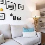 Super Central Malaga Flat With Terrace And Free Parking
