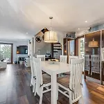 El Rosario Sunny Terrace In Marbella By Costarentals - Ref M6