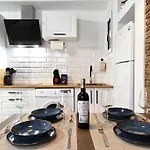 Barceloneta Beach Apartment