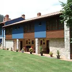 Bajo Los Tilos