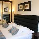 Hotel Villa Rosario Ii, Edificio Moderno