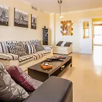 Awesome Apartment In Elviria With Wifi