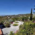 Belvilla By Oyo Casa Iris